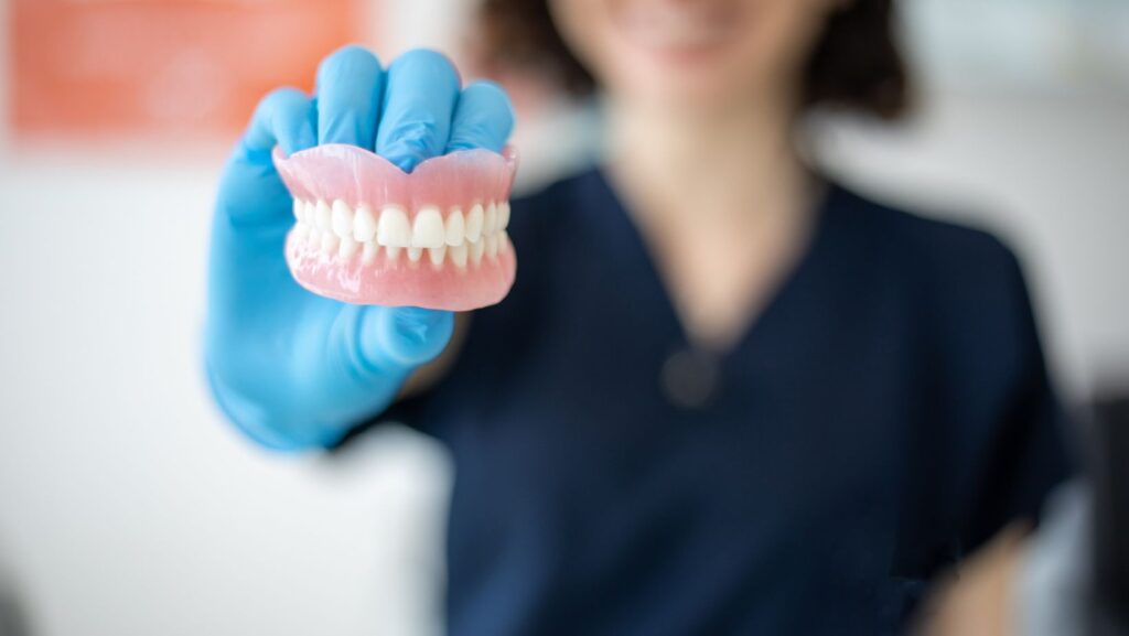 How much do dentures cost